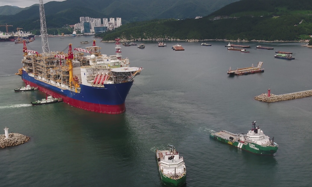 익시스FPSO 대우조선해양 옥포조선소 떠났다