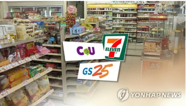 나홀로 가구 증가로 편의점 매출 늘고, 대형마트 매출 줄었다
