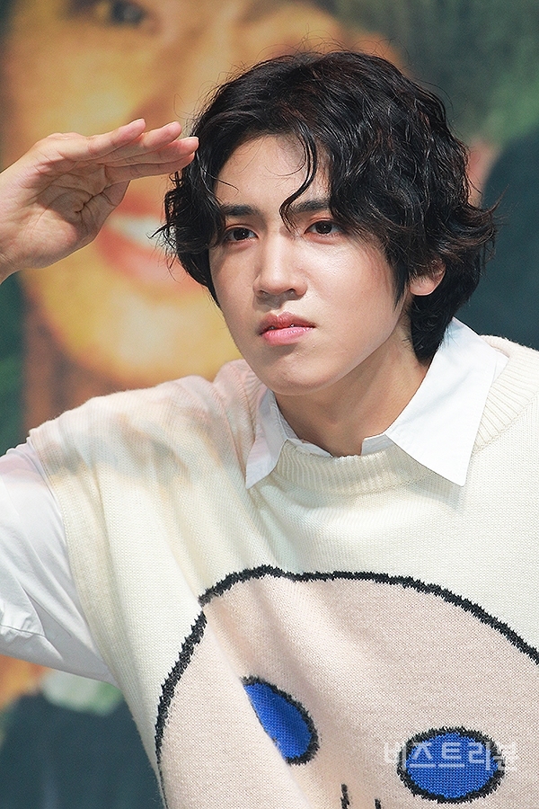 [포토] 펜타곤(PENTAGON) 우석, 막내의 숨겨진 귀여움을 찾아서 (SUM(ME:R) 쇼케이스)