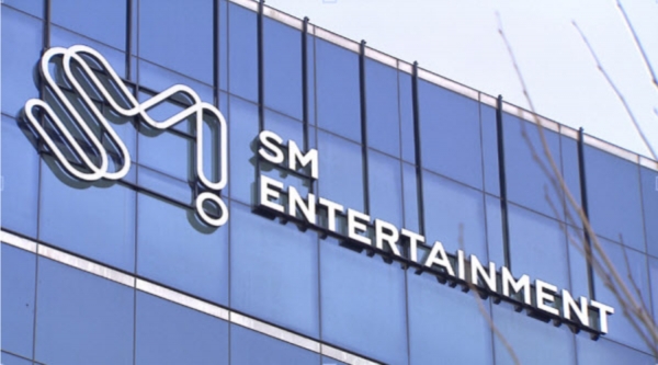 카카오, 하이브에 전쟁 선포...SM엔터 주당 15만원 공개 매수
