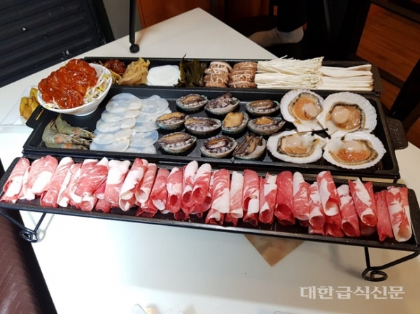 어부의밥상, 전복과 차돌박이의 조화 해녀전복삼합 출시