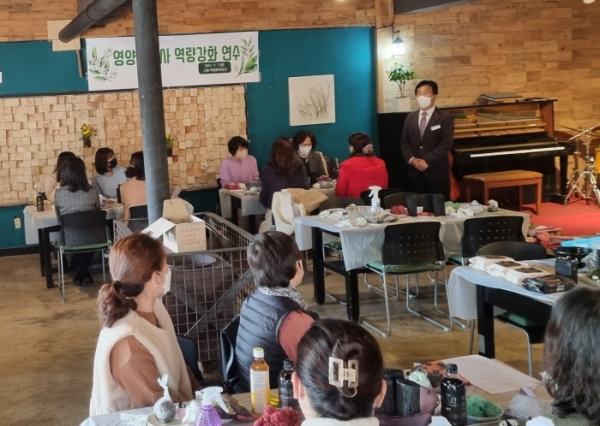 위생관리 역량 강화하고, 원예로 마음 치료하고
