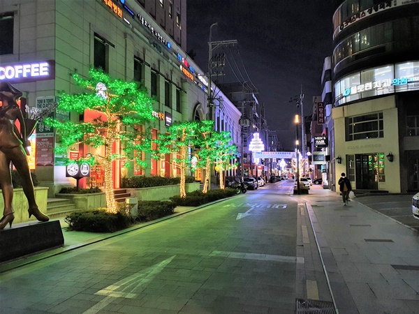 강남구 압구정로데오거리, 빛의 거리로 재탄생