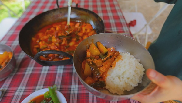 [EBS 한국기행] 첩첩산중 여름 산골 밥상…정선 덕산기 계곡 최일순 할머니 밥상