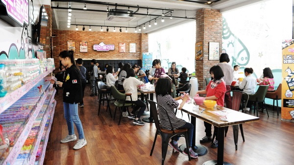 어린이 복합매장 인스앤슬라임, 다양한 체험놀이로 꾸준히 성행