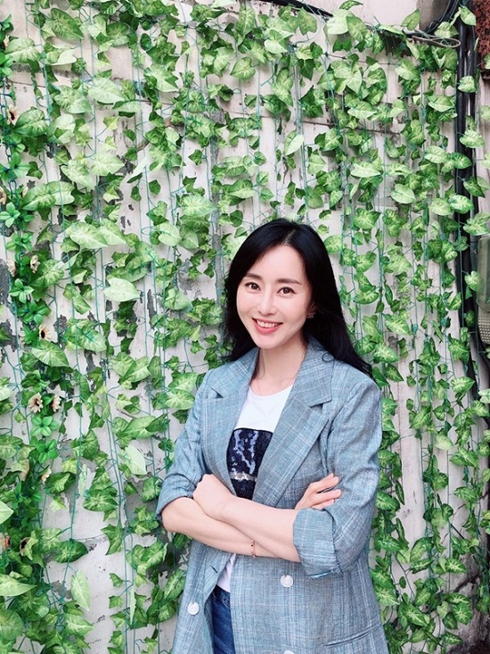 아로하결혼정보, 첫 소개팅시 메이크럽 헤어 관리 서비스 실시