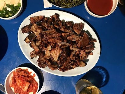 경상도집 연탄불 돼지갈비, 아는 맛의 위력이란…