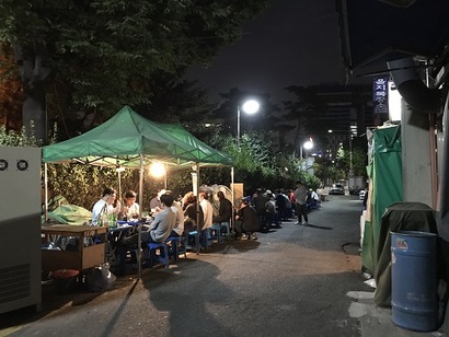 경상도집 연탄불 돼지갈비, 아는 맛의 위력이란…