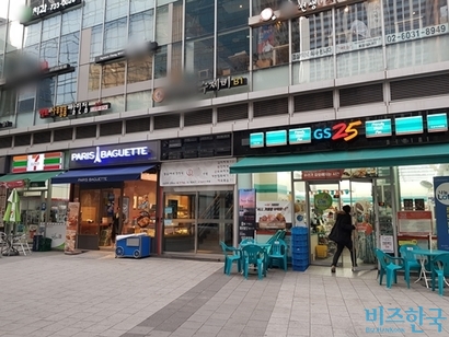 [현장] 폐업전야 서울시청 인근 편의점 5곳 점주들 만나보니