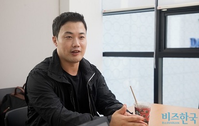 [인터뷰] 골목 미용실과 상생하는 공유 미용실 송정웅 라이브엑스 대표