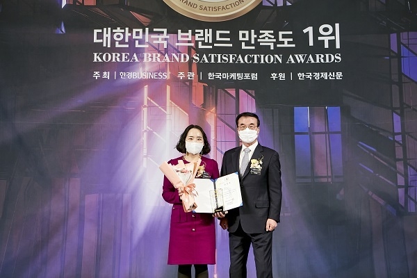 한국청정음료(주) ‘이동크리스탈’ 먹는샘물, ‘2020 대한민국브랜드만족도1위’ 수상