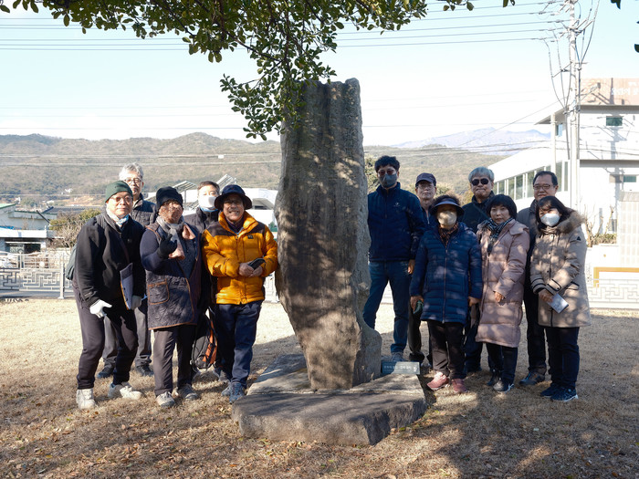 [지역사 답사] <울산지역사답사회 공동기획> 4만7000보 국장생 석표와 646년 창건 이래 변함없는 통도사 - 예사롭지 않은 일주문과 무풍한솔길... 