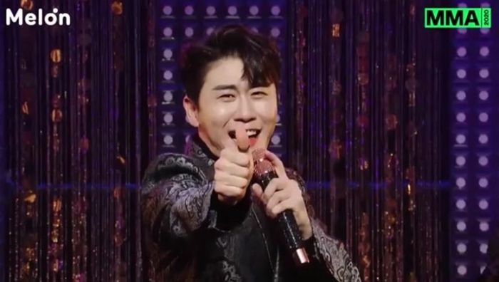 MMA서 찐이야 부른 후 전세계 방탄 팬들에 인기 떡상 중인 영탁