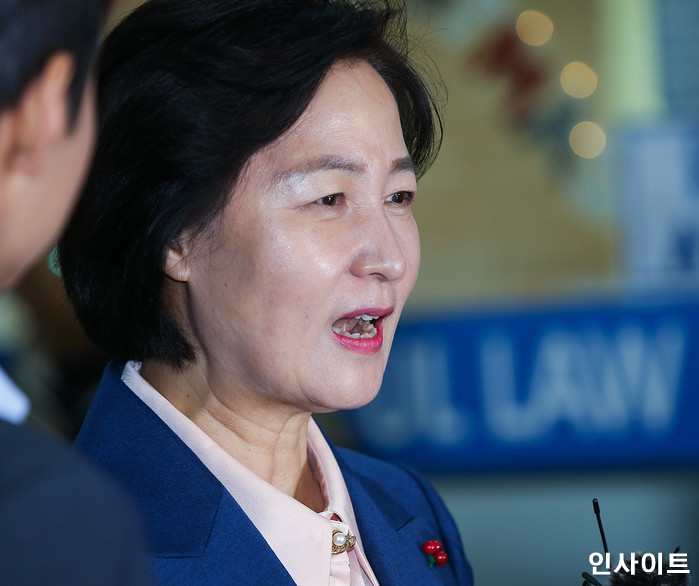 동부구치소서 출소하자마자 여행가서 쇼핑몰·노래방 돌아다닌 밀접접촉자