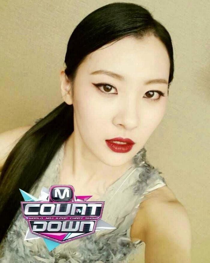 헤어라인만 바꿨을 뿐인데 미모력 2배 업그레이드된 스타 6