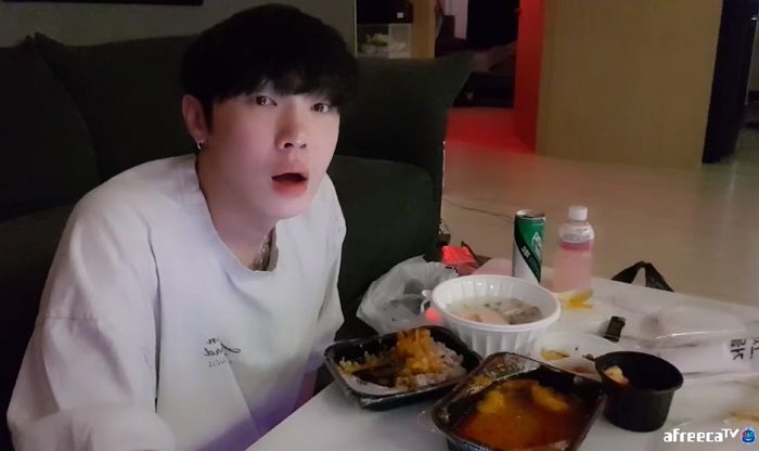 배달음식 중독된 BJ 케이가 그동안 배민에서 결제한 어마어마한 밥값 수준