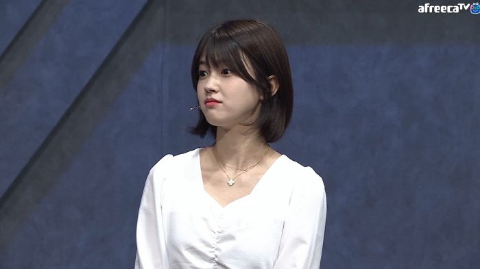 실물 나오는 공방캠에서 오히려 예쁘다 반응 폭발한 BJ 화정·문월의 투샷 (영상)