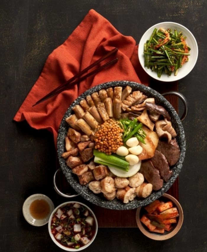 삼겹살로 새마을식당 대박났던 백종원, 이번엔 곱창 시장 접수한다