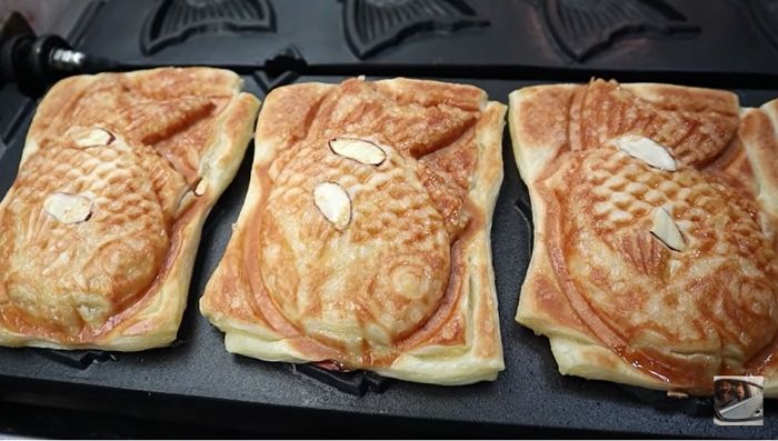 바삭한 식감에 달달한 속 콜라보한 대존맛 페스츄리 크루아상 붕어빵 (영상)