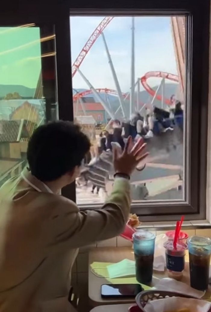 햄버거 먹다 심장 터질 뻔...부산 롯데월드 앞에 있는 놀이기구 뷰 롯데리아 (고객 시점 영상)