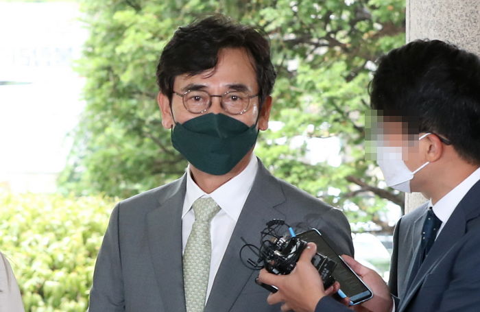 '한동훈 명예훼손 혐의' 유시민, 벌금 500만원