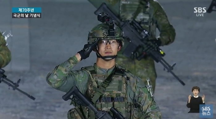 美 영주권 포기 후 입대해 대한민국 지키고 제대한 이 남자, 다시 군복 입었습니다