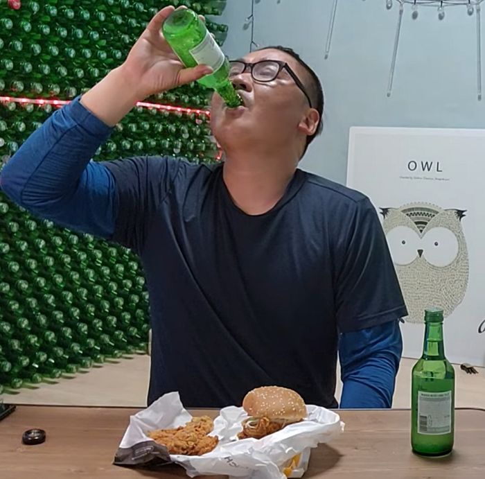 매일 소주 원샷하고 1천병 넘게 마시다 영상 안 올라온지 3주 넘은 유튜버 근황