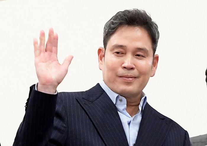 신세계가 해냈다...서울 밖 첫 애플스토어, 스타필드 하남에 개장