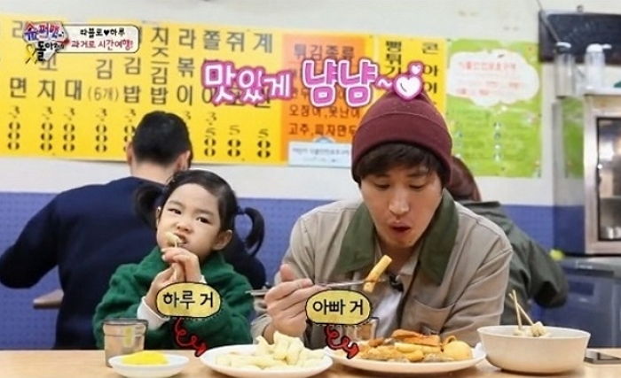 30년 동안 떡볶이 맛집으로 인기 끌던 은마상가 만나분식, 사장님 건강 문제로 영업 종료