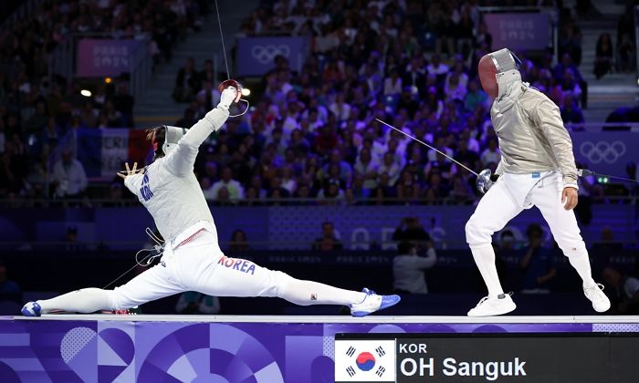 펜싱 오상욱, 한국 선수단 첫 금메달... 사브르 개인전 우승