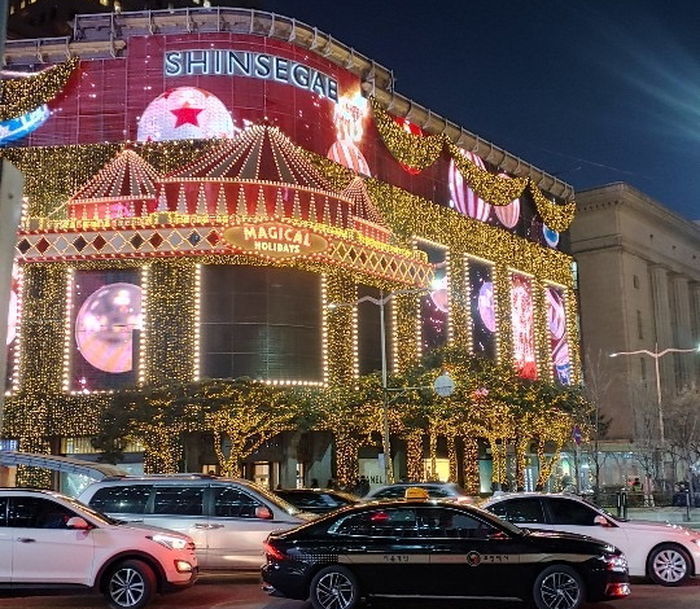 신세계백화점, 5000만원짜리 초고가 소주 해창대장경 세트 단독 판매