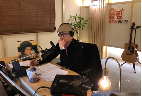 BTN불교라디오, 크리스마스맞아 화상채팅 보이는 라디오 방송