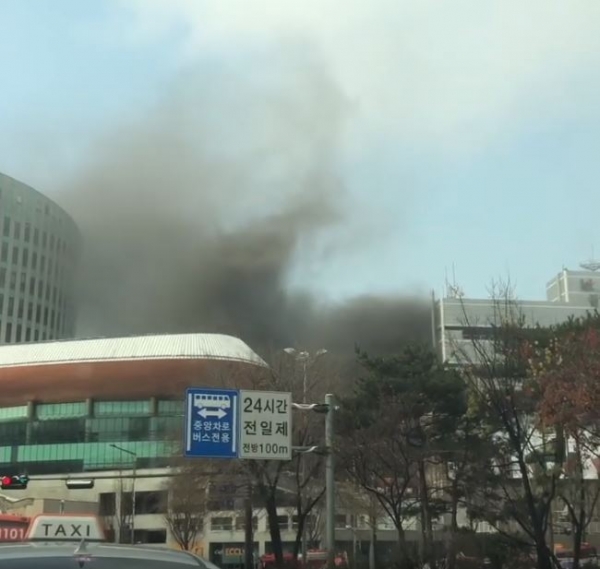 KT 화재 왜? 검은연기 활활 충정로 일대 통신장애