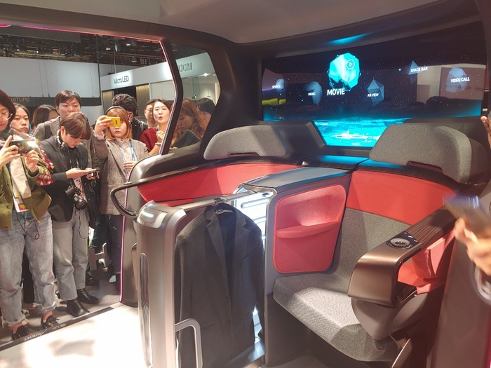 [CES2020] [단독] LG전자, 3월 웹OS 오토 첫 버전…2년 후 완성차 탑재