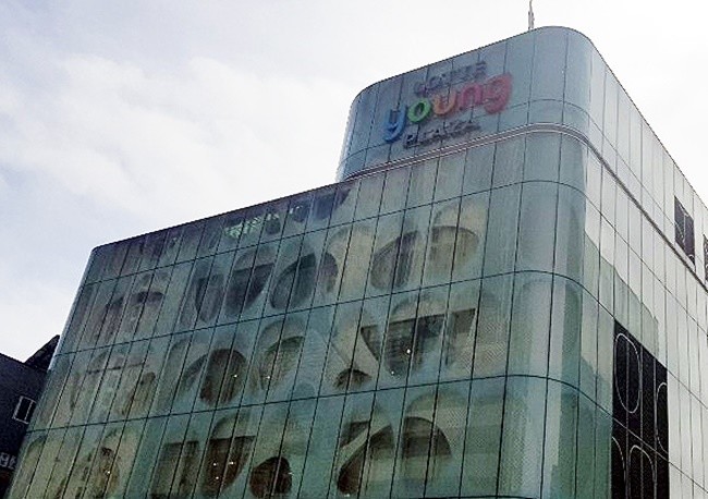 청주 향한 롯데의 구조조정...영플라자 청주점 10일 폐점