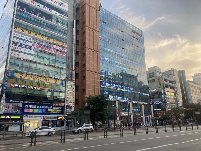 [앗e집] 다 좋은데, 분양가 얼마죠?…新광명 대장주 철산 자이 가보니