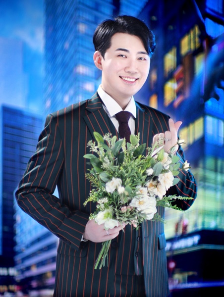 아리랑TV 라이브온 트로트&7080에 트로트 가수 나휘 출연