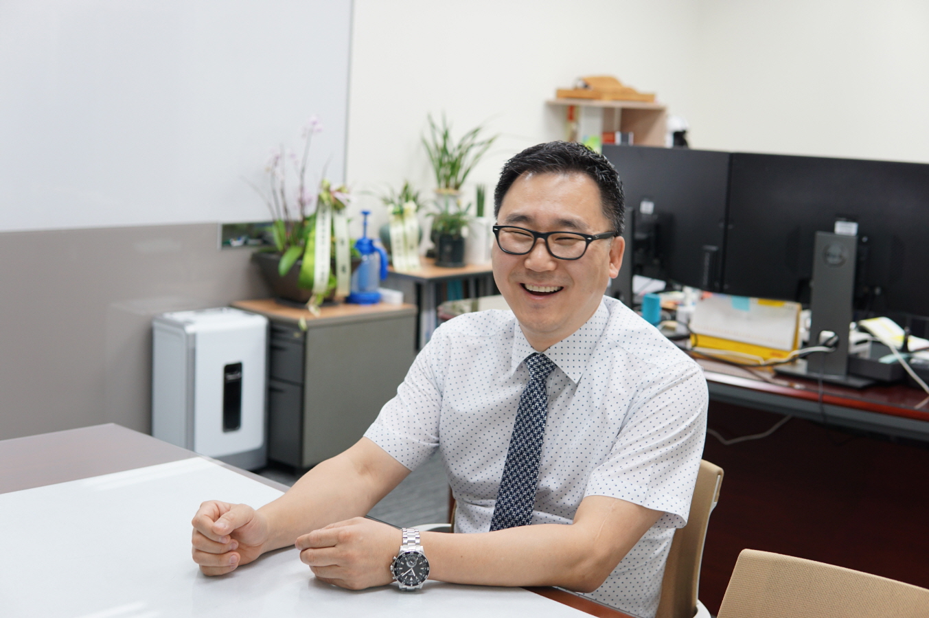 손안의 행복을 만들어 가는 일, (주)이즈미디어