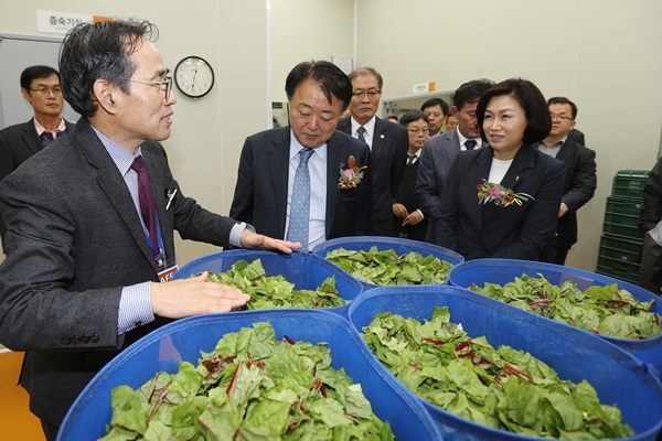 충북친환경농산물 가공유통센터 준공