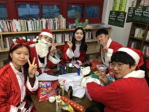 메리크리스마스…  청주에 몰래 산타 떴다