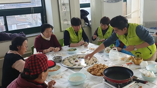 한양이엔지㈜ 한누리봉사단 명절음식 나눔