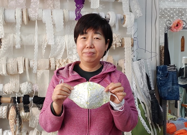 청주 김영미씨 손수 제작 마스크 기부