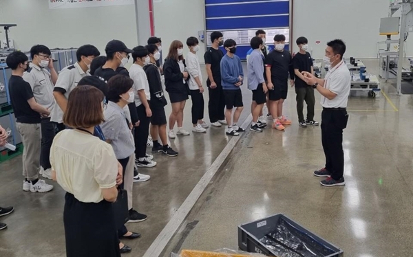 특성화고 지역기업 현장견학 지원