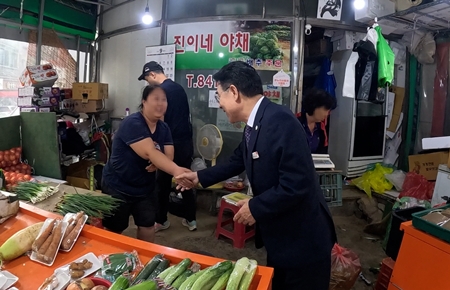 이응우 계룡시장 추석명절맞이 생생 현장소통 나서