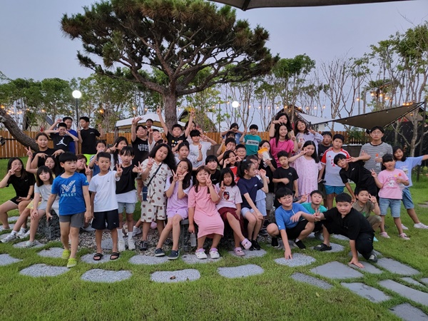 논산부적초 가치 있는 나와 너의 다함께 어울림 마당 글램핑 체험 진행