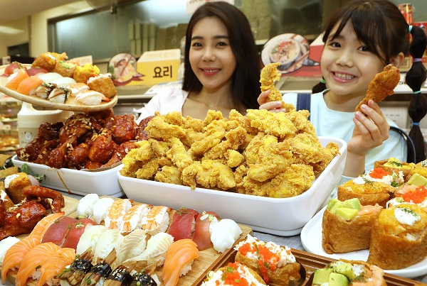 [포토뉴스] 롯데마트, 봄이 왔다 나들이 가자!... 봄나들이 간식 5종 선봬