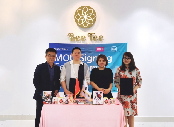 피플앤스토리, 카카오페이지 인기 웹툰 캐릭터 베트남에 굿즈 독점 상품화