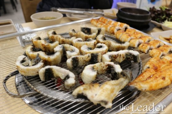 프로야구 경기 후엔? 잠실맛집 ‘신천 장어와한우’