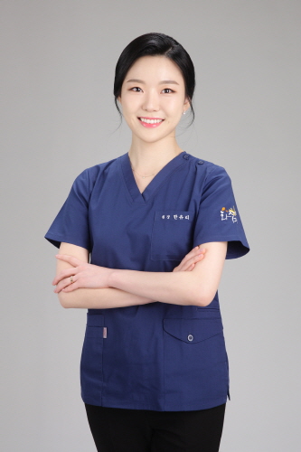 여름철 특히 신경 쓰이는 모공각화증, 한의원 치료로 개선 가능