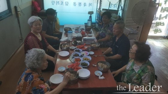 동두천 상패동 오가네 식당, 홀몸 어르신에게 특별한 점심 나눔